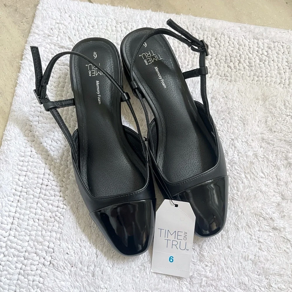 NWT - Women’s Slingback Cap Toe Block Heel Sandals, Size 6 - Time & Tru